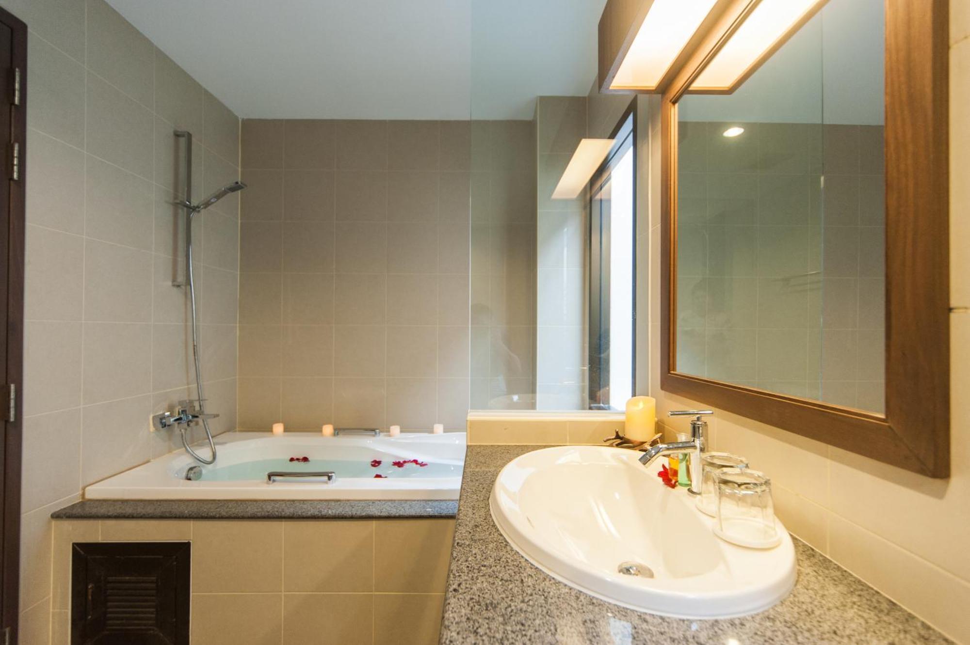 Ratana Hill Patong Aparthotel Szoba fotó