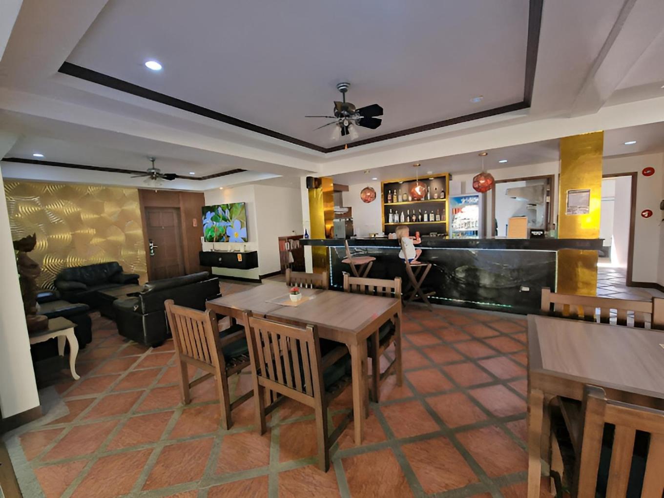 Ratana Hill Patong Aparthotel Kültér fotó