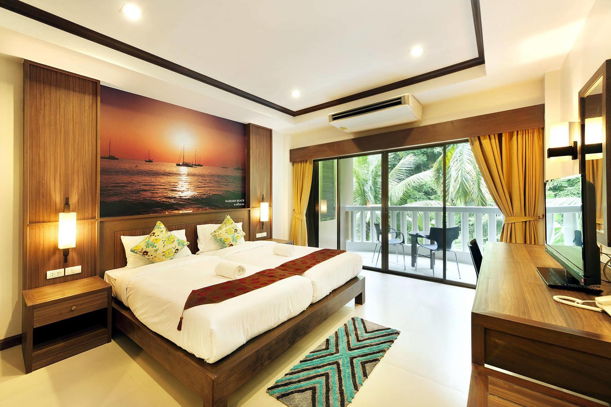 Ratana Hill Patong Aparthotel Kültér fotó